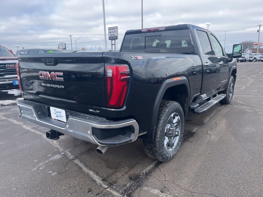 New 2026 GMC Sierra 3500 SLT w/ SLT Premium Package image 5