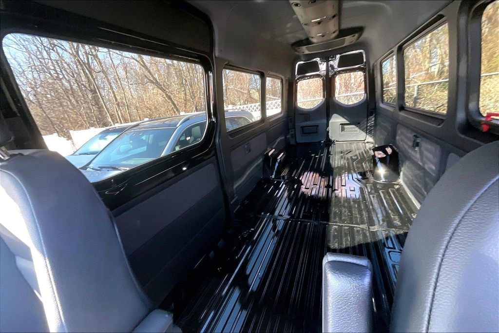 New 2025 Mercedes-Benz Sprinter 3500 image 9