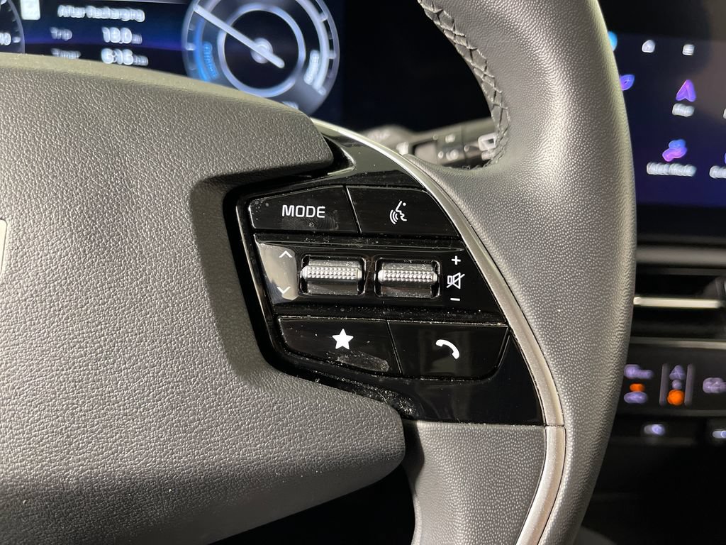 Used 2023 Kia Niro Wind FWD image 29