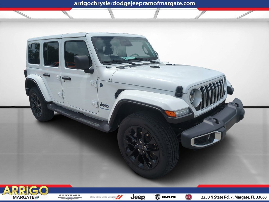 Used 2025 Jeep Wrangler Unlimited Sahara AWD/4WD image 1