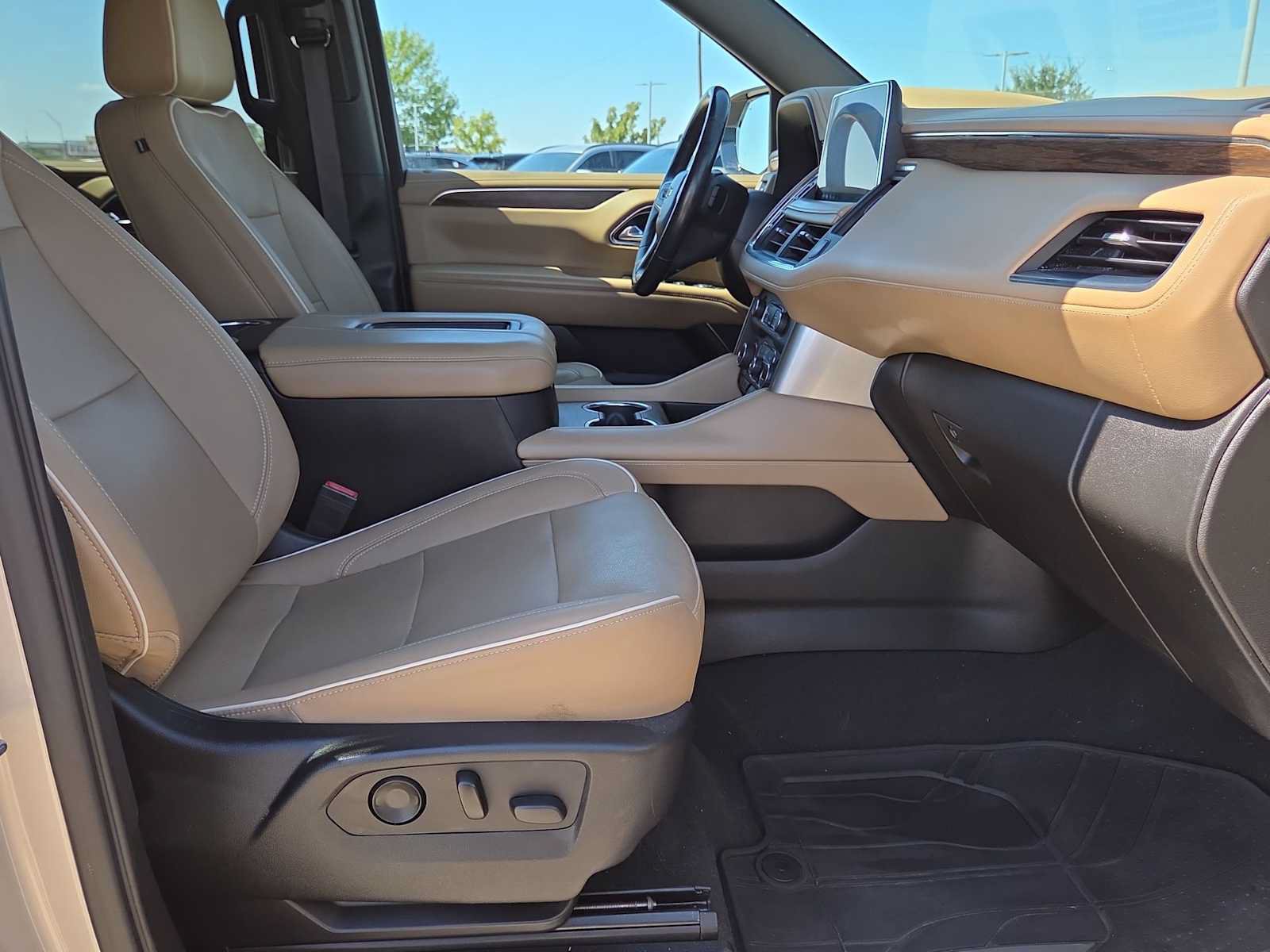 Used 2021 Chevrolet Tahoe Premier RWD image 26