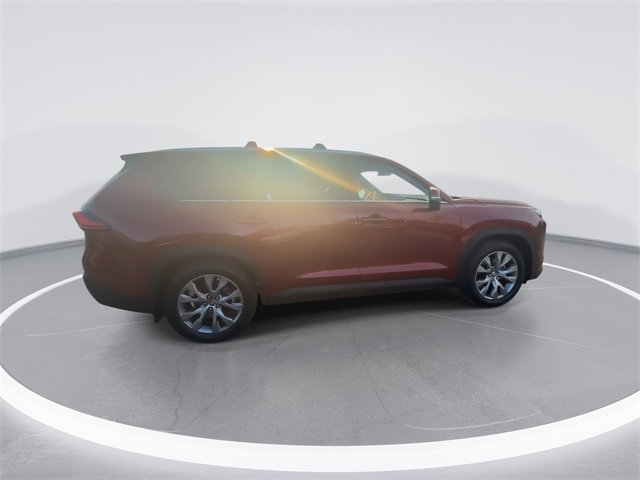 Used 2024 Toyota Grand Highlander Limited image 9