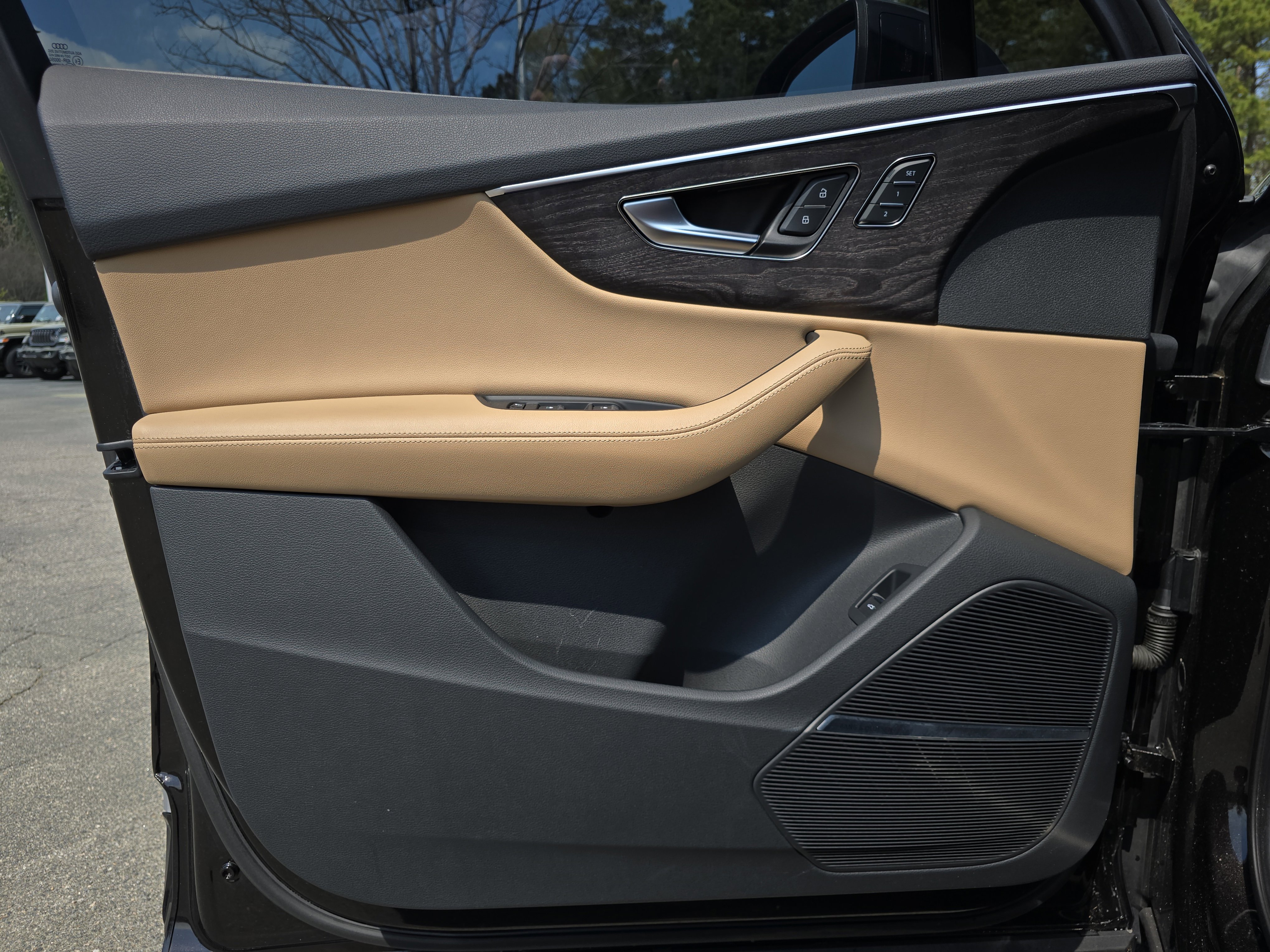 Used 2023 Audi Q7 3.0T Premium Plus w/ Premium Plus Package image 30