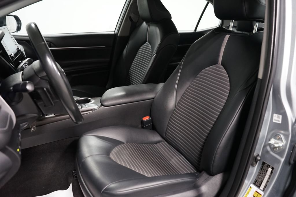 Used 2023 Toyota Camry SE FWD image 25