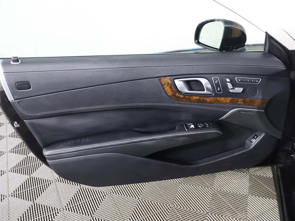 Used 2013 Mercedes-Benz SL 550 SL 550 w/ Premium Pkg image 24