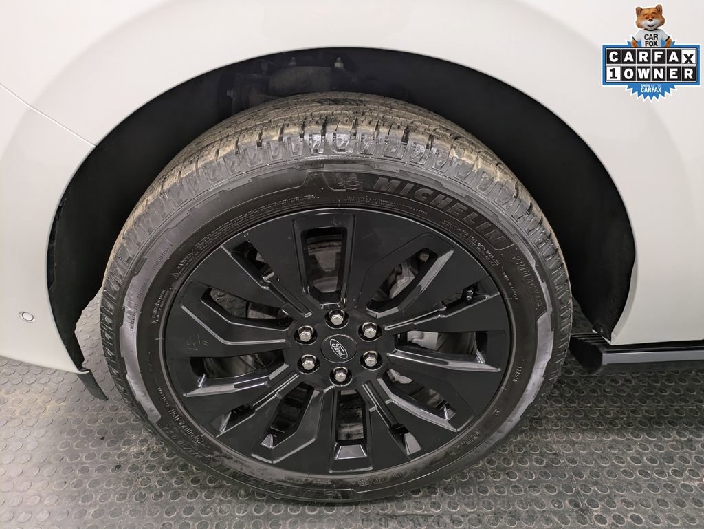 Used 2025 Ford Expedition Max Platinum w/ Stealth Appearance Package AWD/4WD image 7