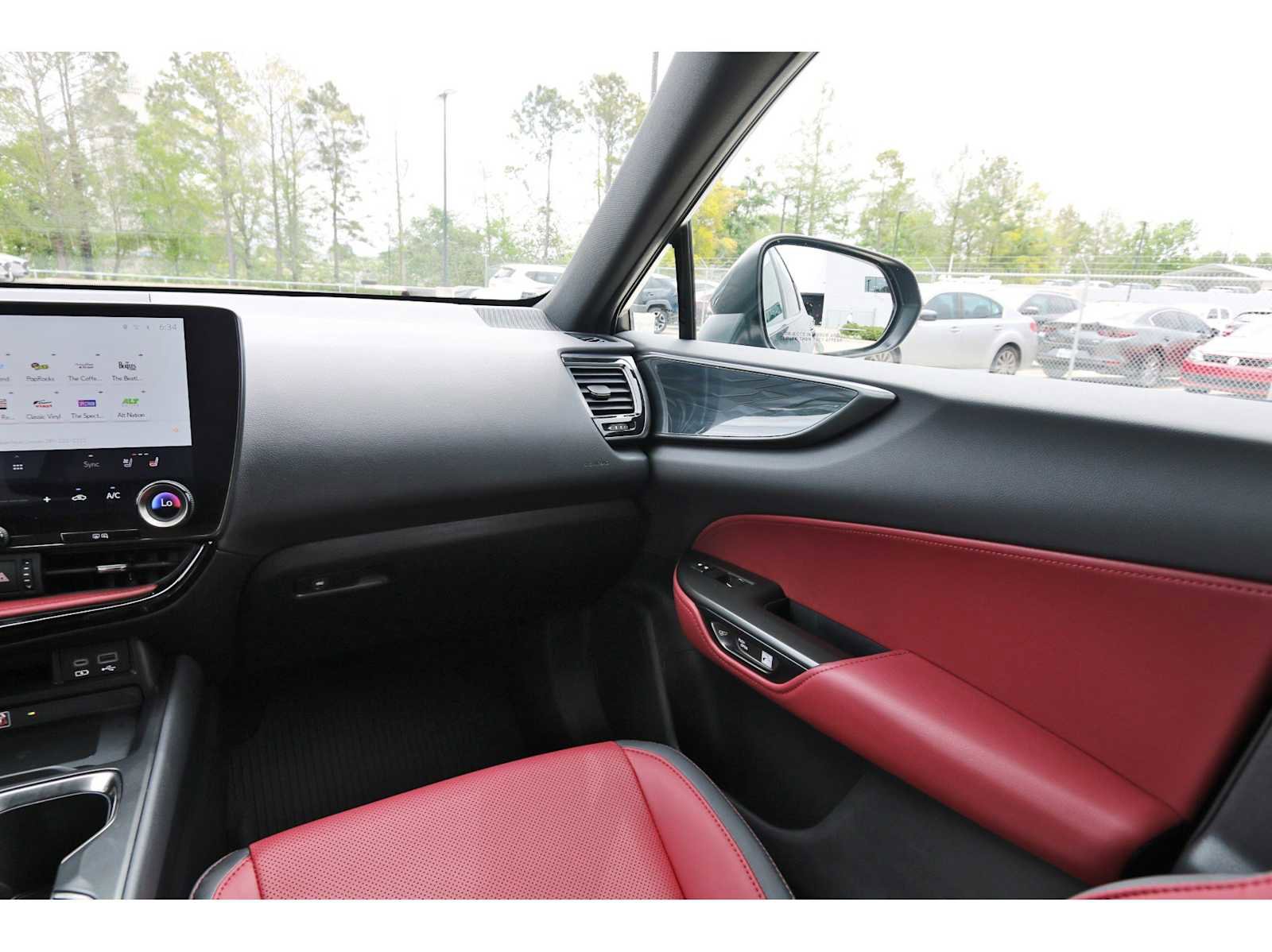 Used 2023 Lexus NX 350 AWD image 8