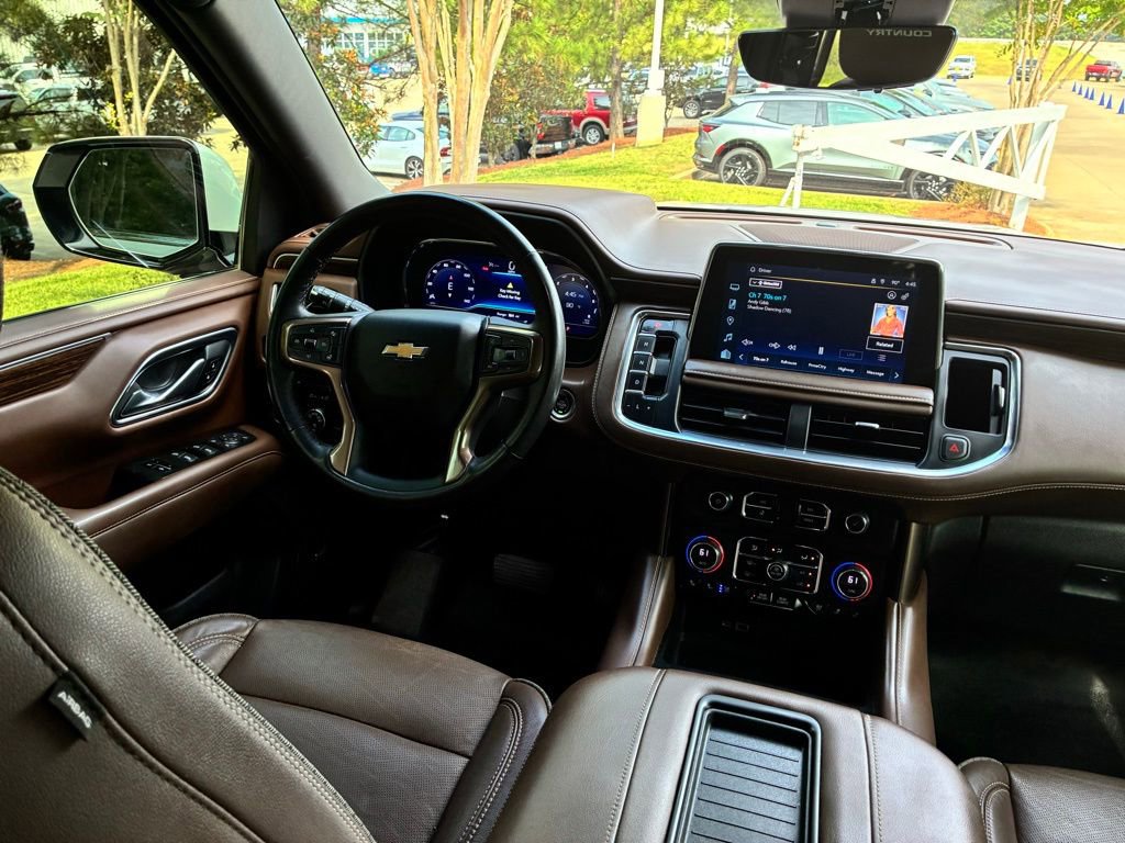 Used 2023 Chevrolet Suburban High Country image 27