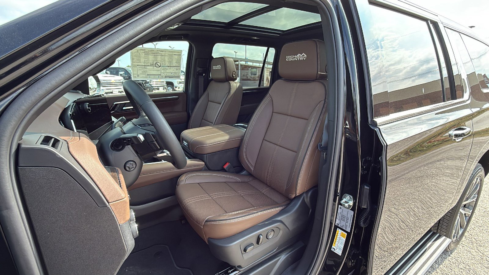 New 2026 Chevrolet Suburban High Country image 13