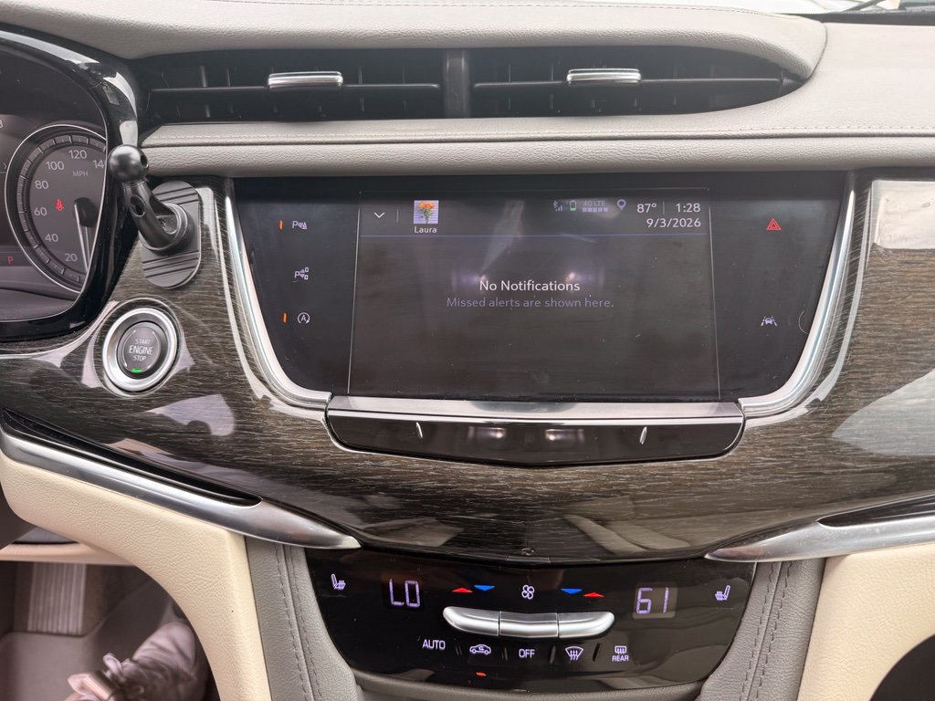 Used 2020 Cadillac XT6 Premium Luxury FWD image 13