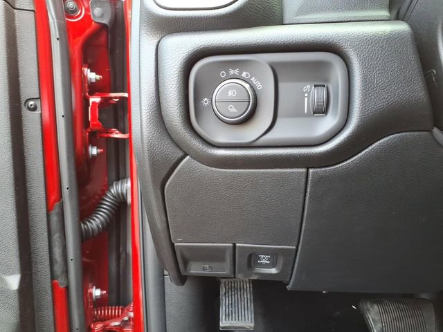 New 2026 RAM 3500 Tradesman AWD/4WD image 16