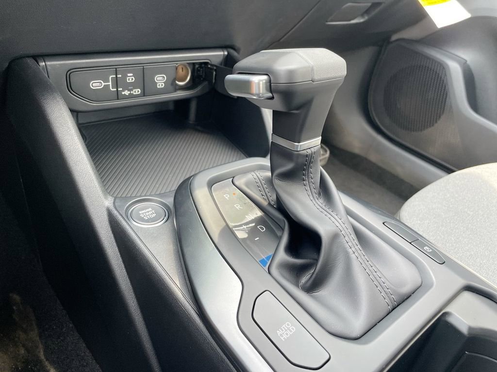 Used 2025 Kia K4 FWD image 45