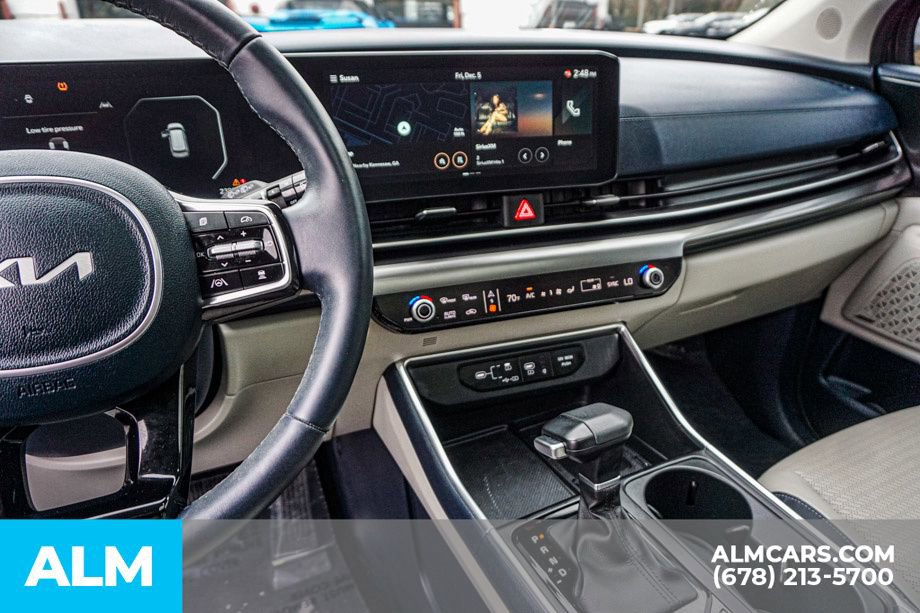 Used 2025 Kia Carnival SX Prestige image 39