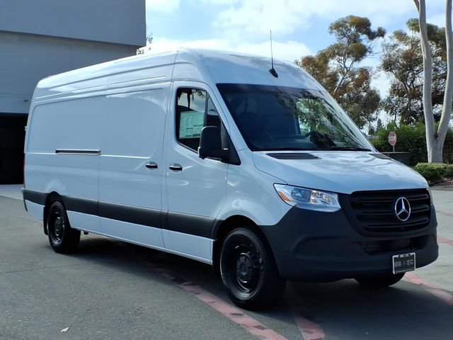 New 2026 Mercedes-Benz Sprinter 2500 image 18
