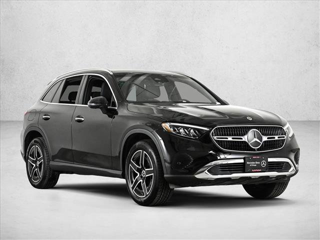 Certified 2026 Mercedes-Benz GLC 300 4MATIC image 3