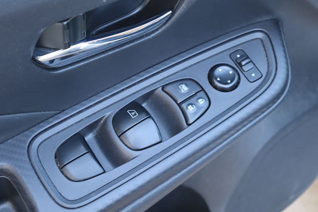 Used 2024 Nissan Versa SV FWD image 19