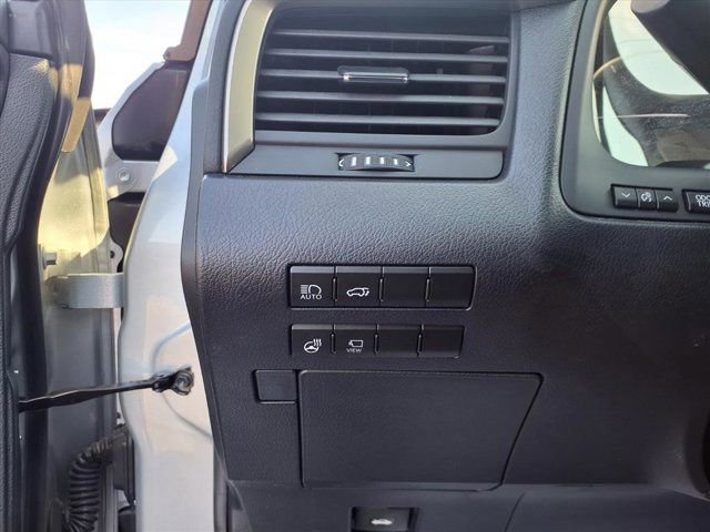 Used 2022 Lexus RX 350L Premium image 21