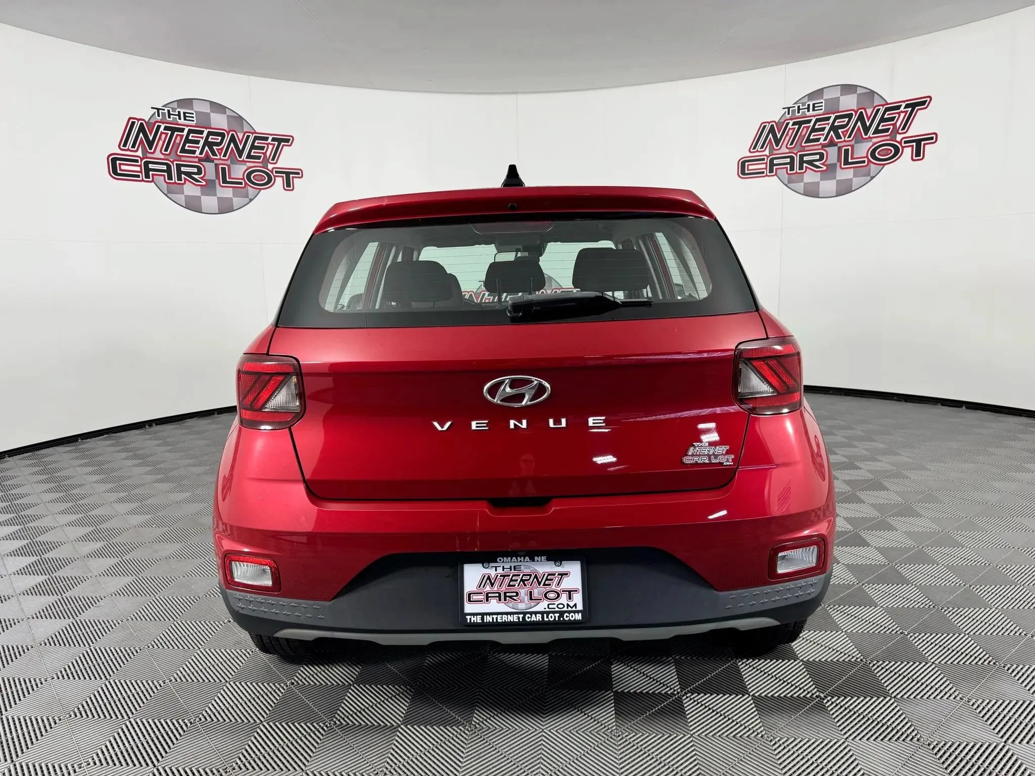 Used 2022 Hyundai Venue SE w/ Cargo Package FWD image 11