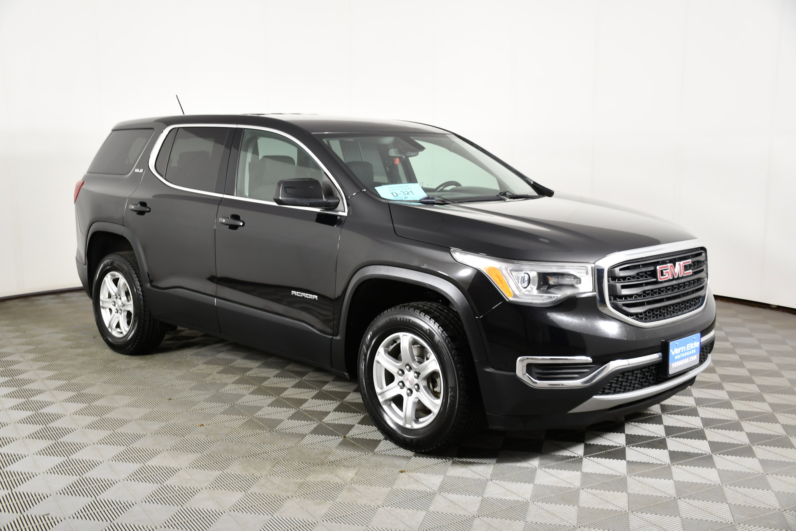 Used 2019 GMC Acadia SLE AWD/4WD image 4