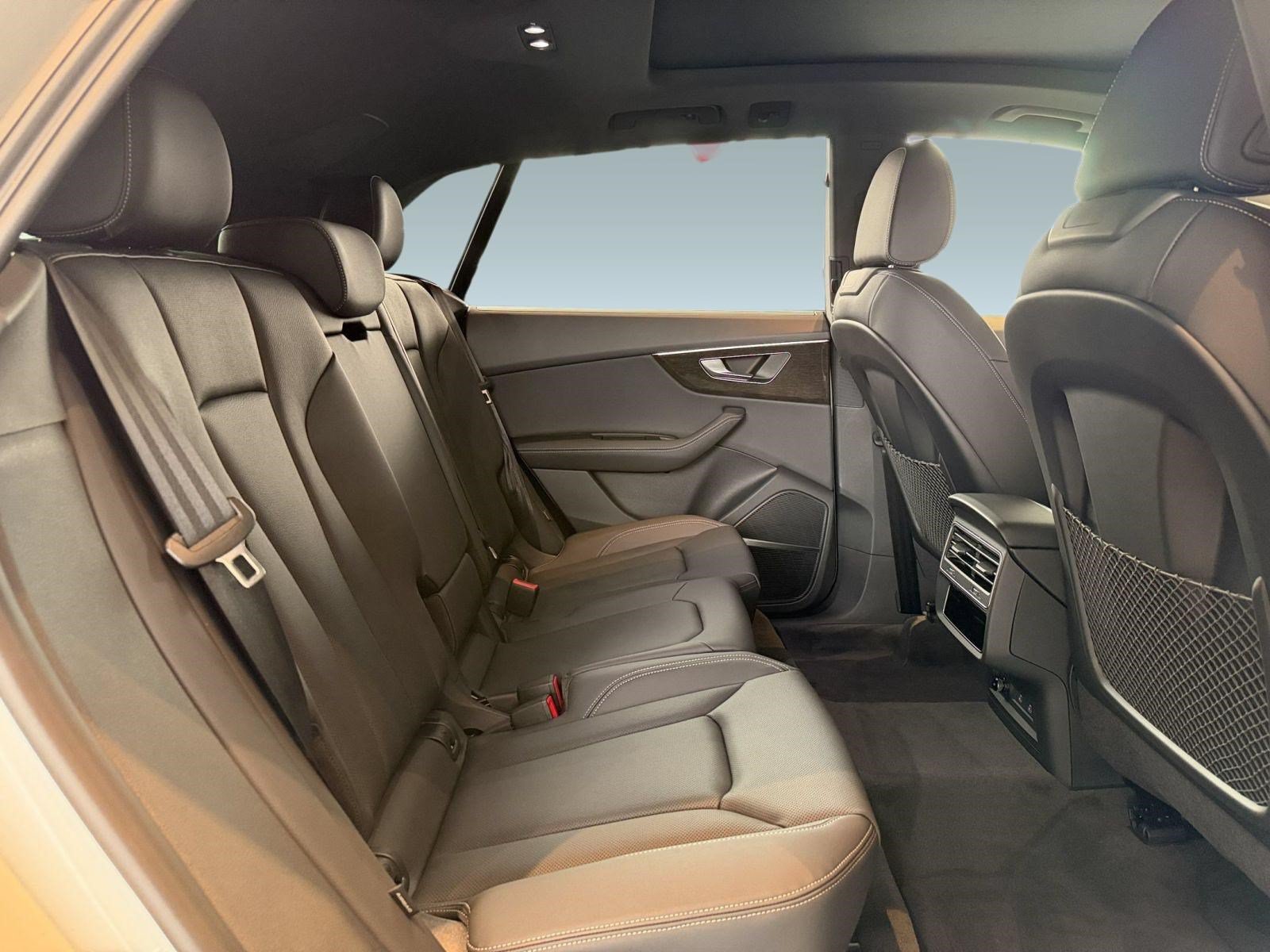 New 2027 Audi Q8 Premium Plus AWD/4WD image 30