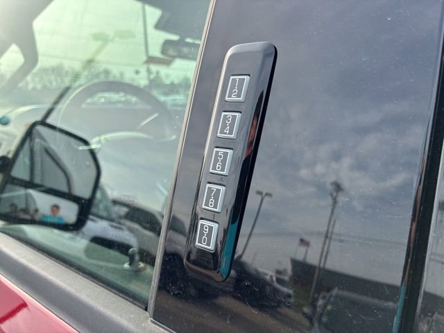 New 2026 Ford F250 Lariat w/ FX4 Off-Road Package image 3