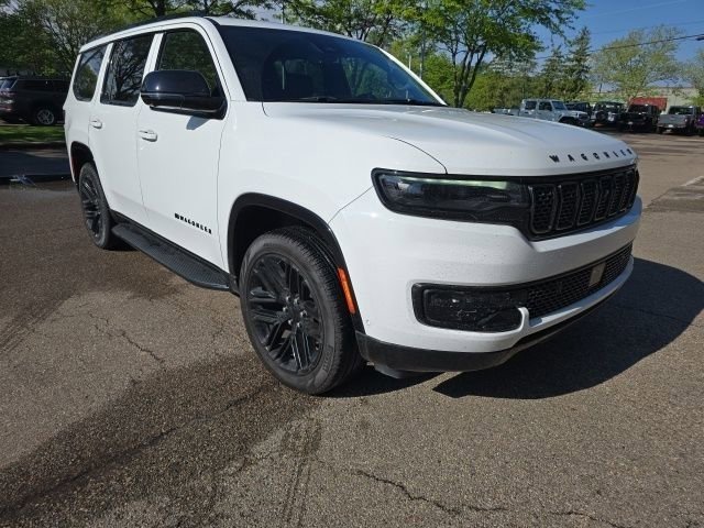 Used 2024 Jeep Wagoneer Series II w/ Convenience Group I AWD/4WD image 4