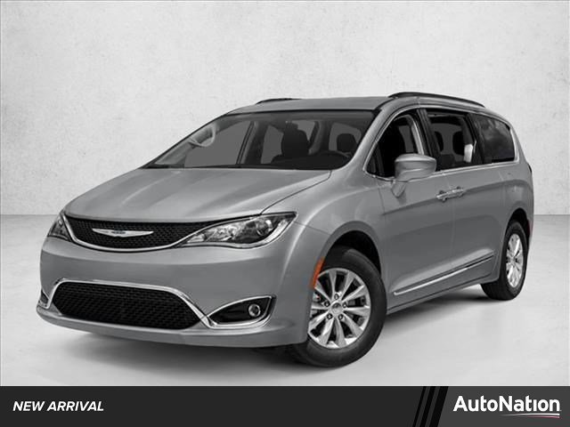 Used 2019 Chrysler Pacifica Touring Plus w/ S Appearance Package FWD image 1