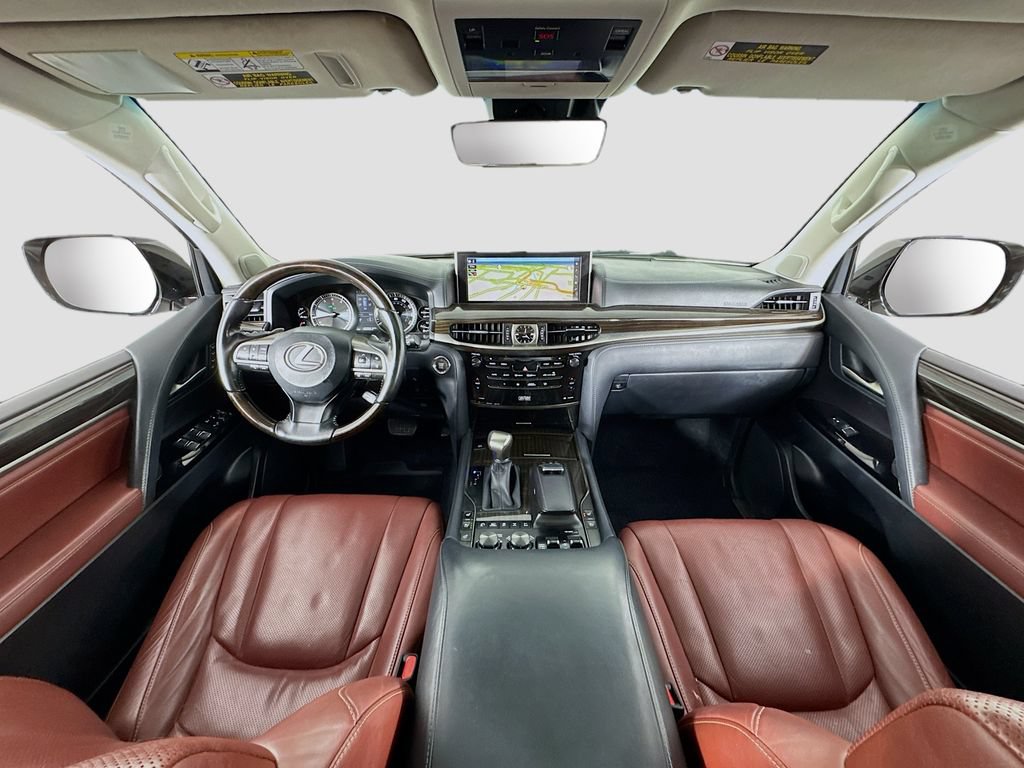 Used 2018 Lexus LX 570 4WD w/ Luxury Package image 17