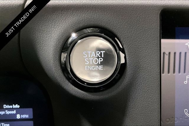 Used 2025 Lexus GX 550 w/ Accessory Package (2T) image 23