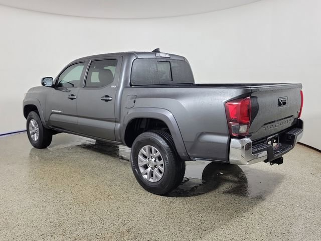 Used 2019 Toyota Tacoma SR5 RWD image 7