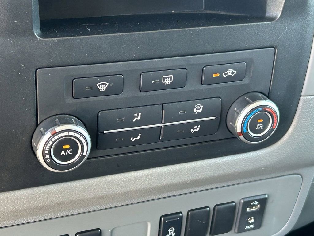 Used 2016 Nissan NV 3500 SV w/ SV Technology Package image 21