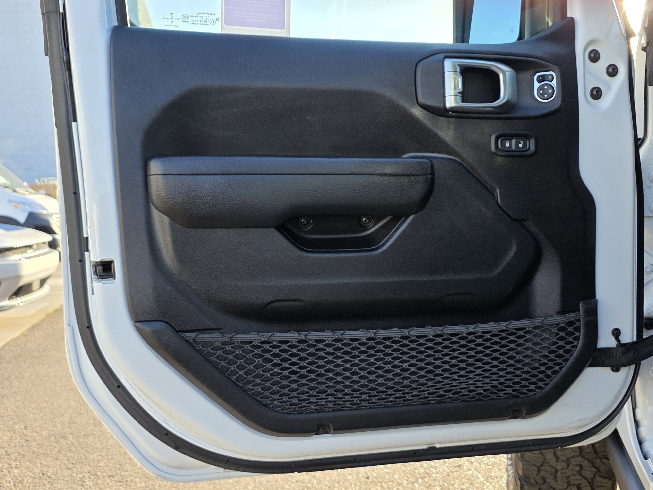 Certified 2023 Jeep Wrangler Unlimited Rubicon 4xe image 11