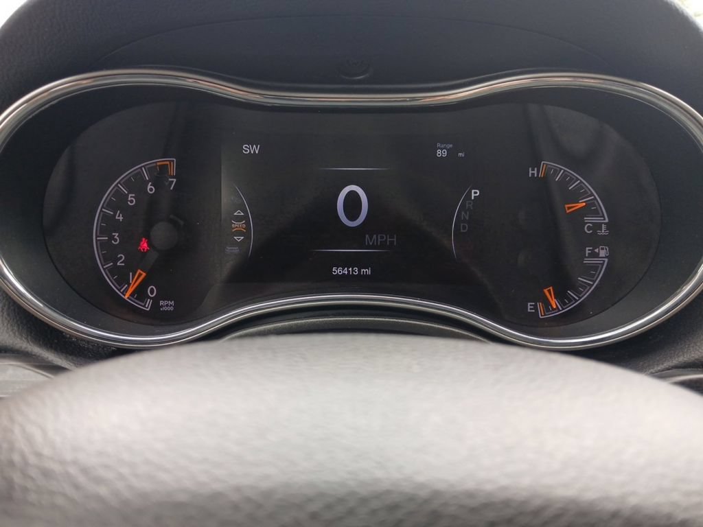 Used 2021 Jeep Grand Cherokee Limited RWD image 21