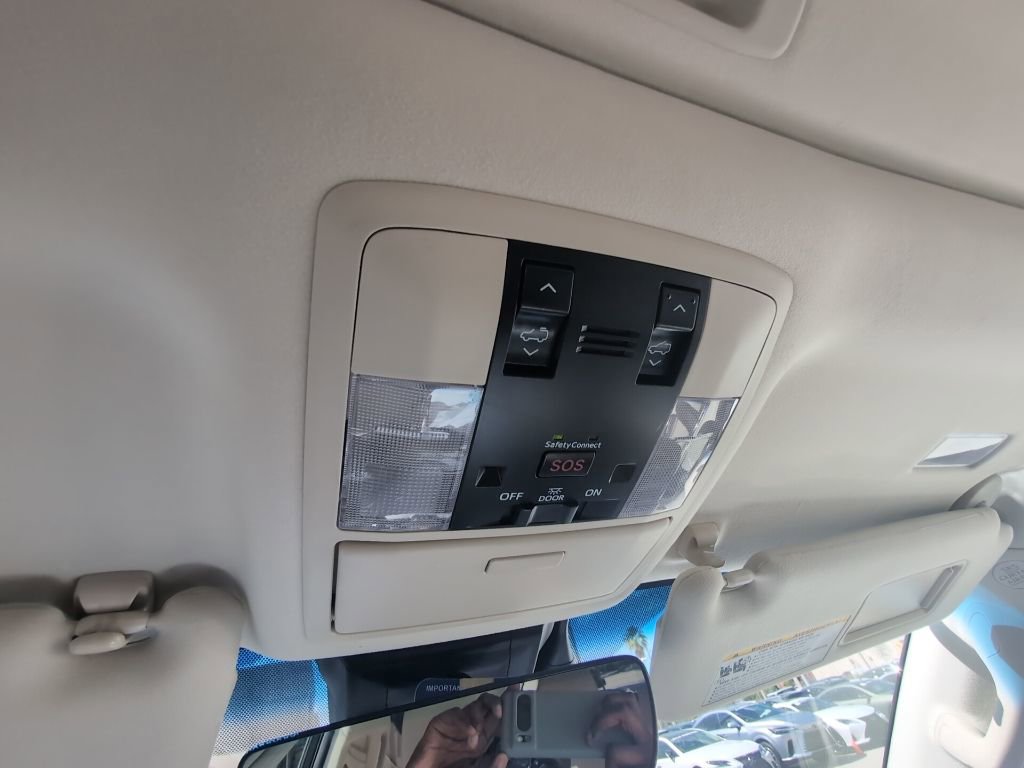 Certified 2020 Lexus GX 460 Luxury w/ Accessory Package image 18