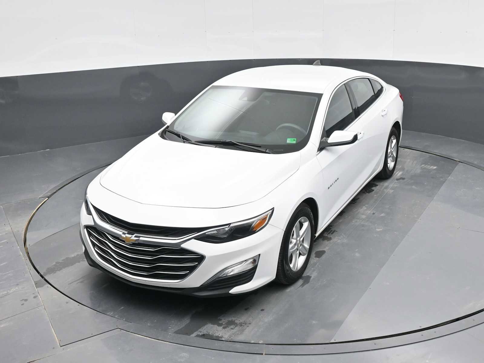 Used 2022 Chevrolet Malibu LS w/ Driver Confidence Package II image 23