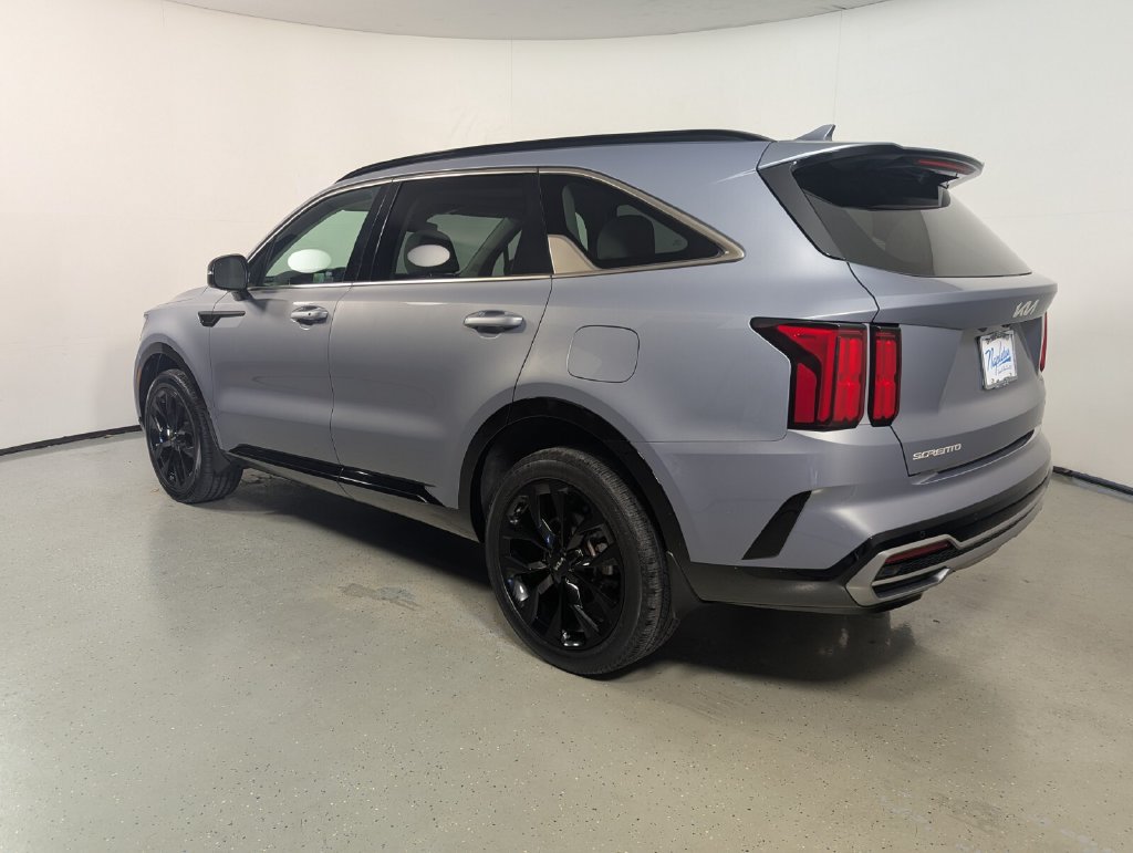Used 2023 Kia Sorento SX AWD/4WD image 6
