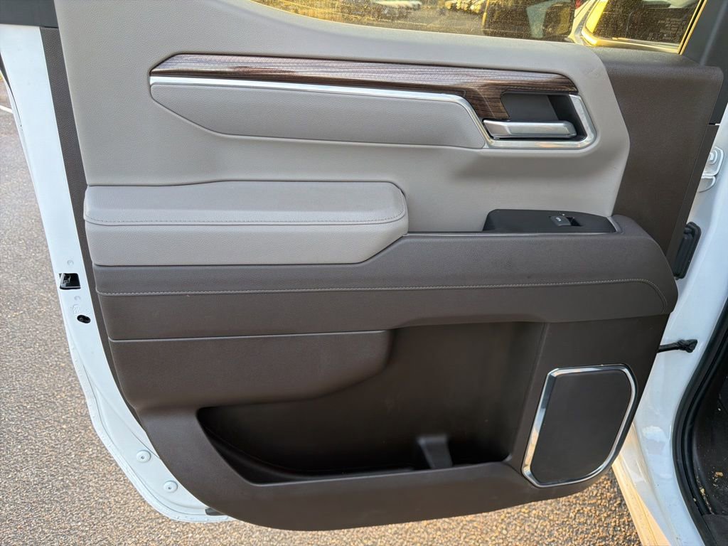 Used 2025 Chevrolet Silverado 1500 RST w/ Protection Package RWD image 15