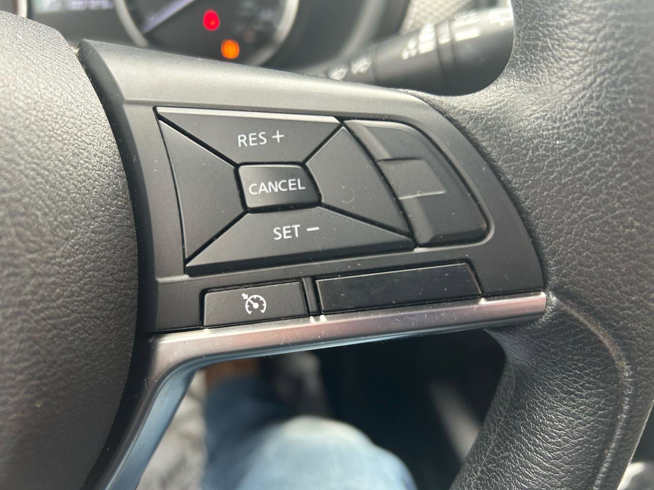 Used 2020 Nissan Kicks S FWD image 19