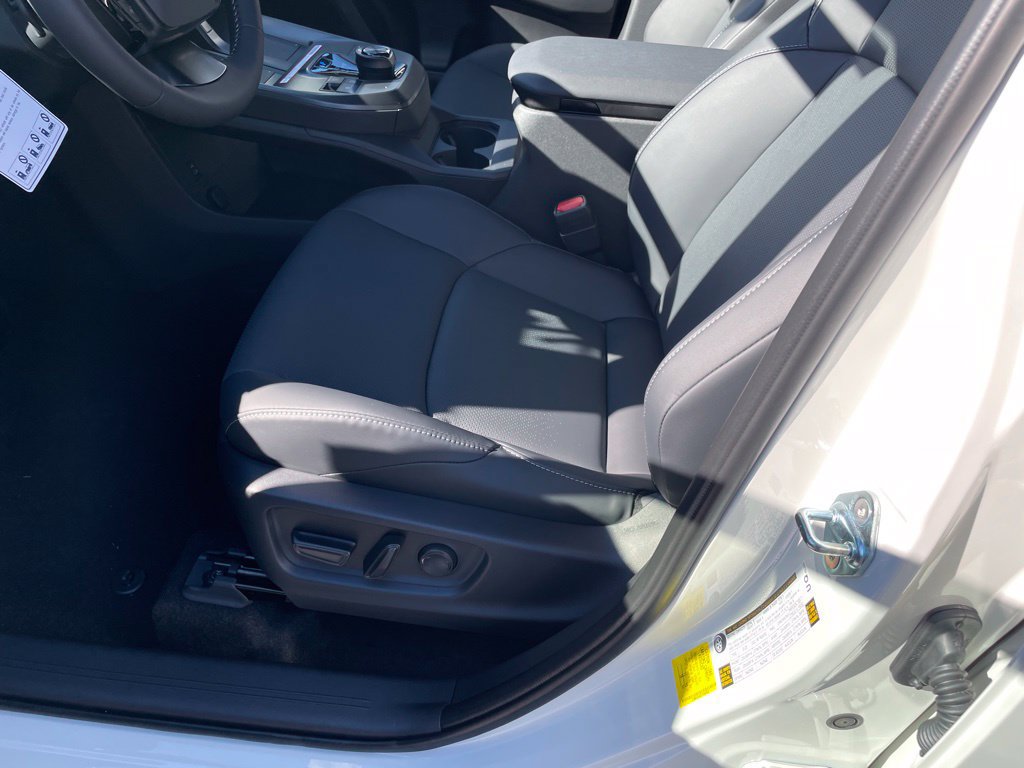 New 2027 Toyota bZ Woodland AWD/4WD image 12