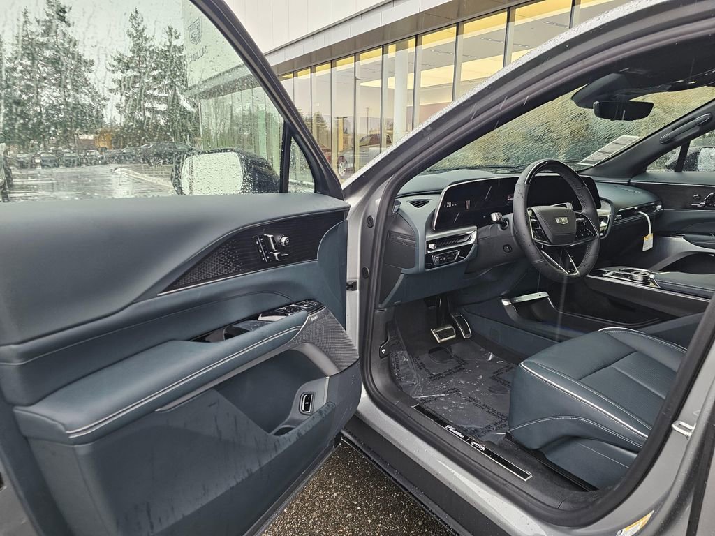 New 2026 Cadillac Lyriq Signature Sport image 20