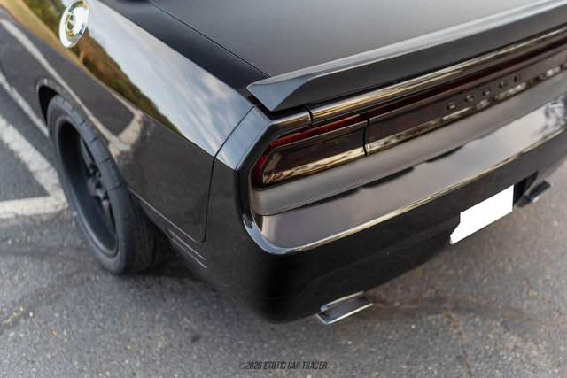 Used 2009 Dodge Challenger SRT8 w/ SRT Option Group II image 65