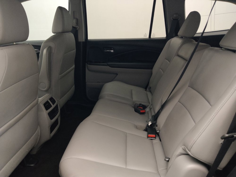 Used 2017 Honda Pilot EX-L image 18