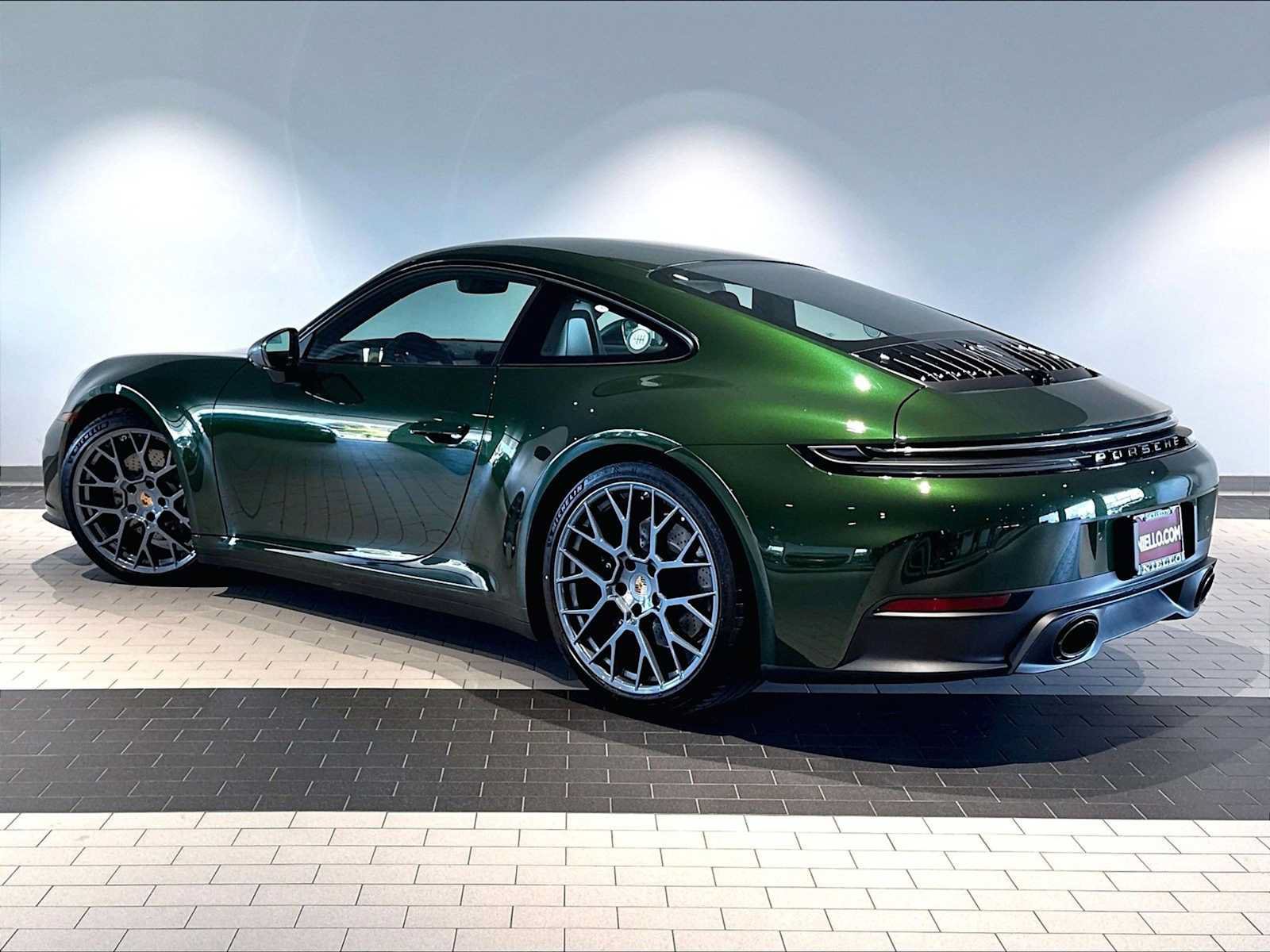 New 2026 Porsche 911 Carrera T RWD image 3