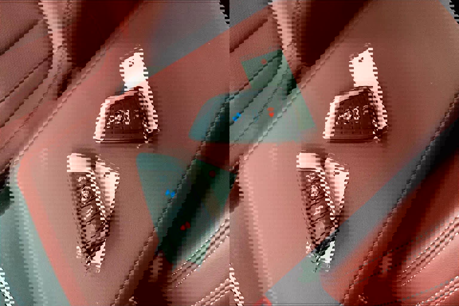 Used 2025 BMW 330i Sedan w/ Convenience Package image 14