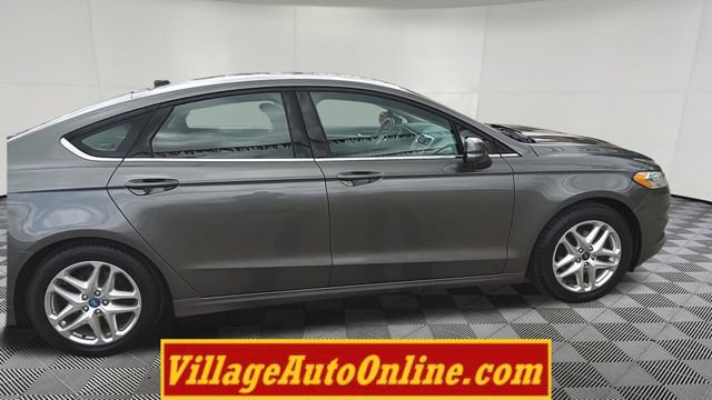 Used 2013 Ford Fusion SE FWD image 9