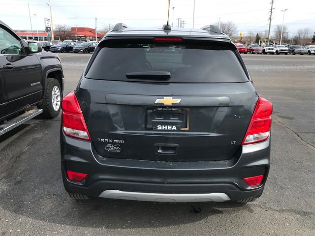 Used 2018 Chevrolet Trax LT w/ Sun & Sound Package image 17