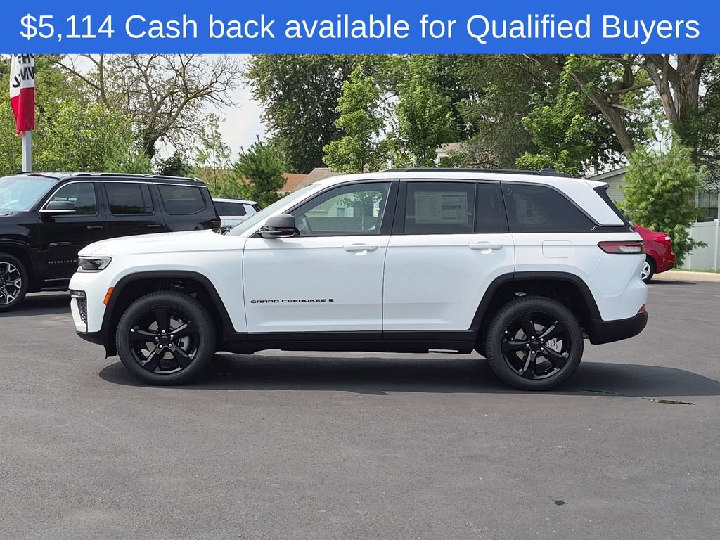 New 2026 Jeep Grand Cherokee Limited w/ Limited Altitude Package AWD/4WD image 7