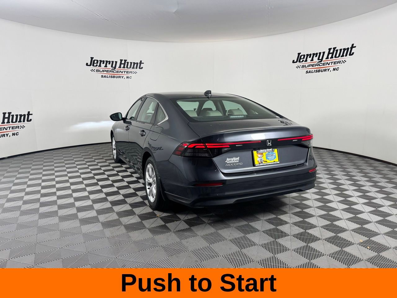 Used 2025 Honda Accord LX image 8