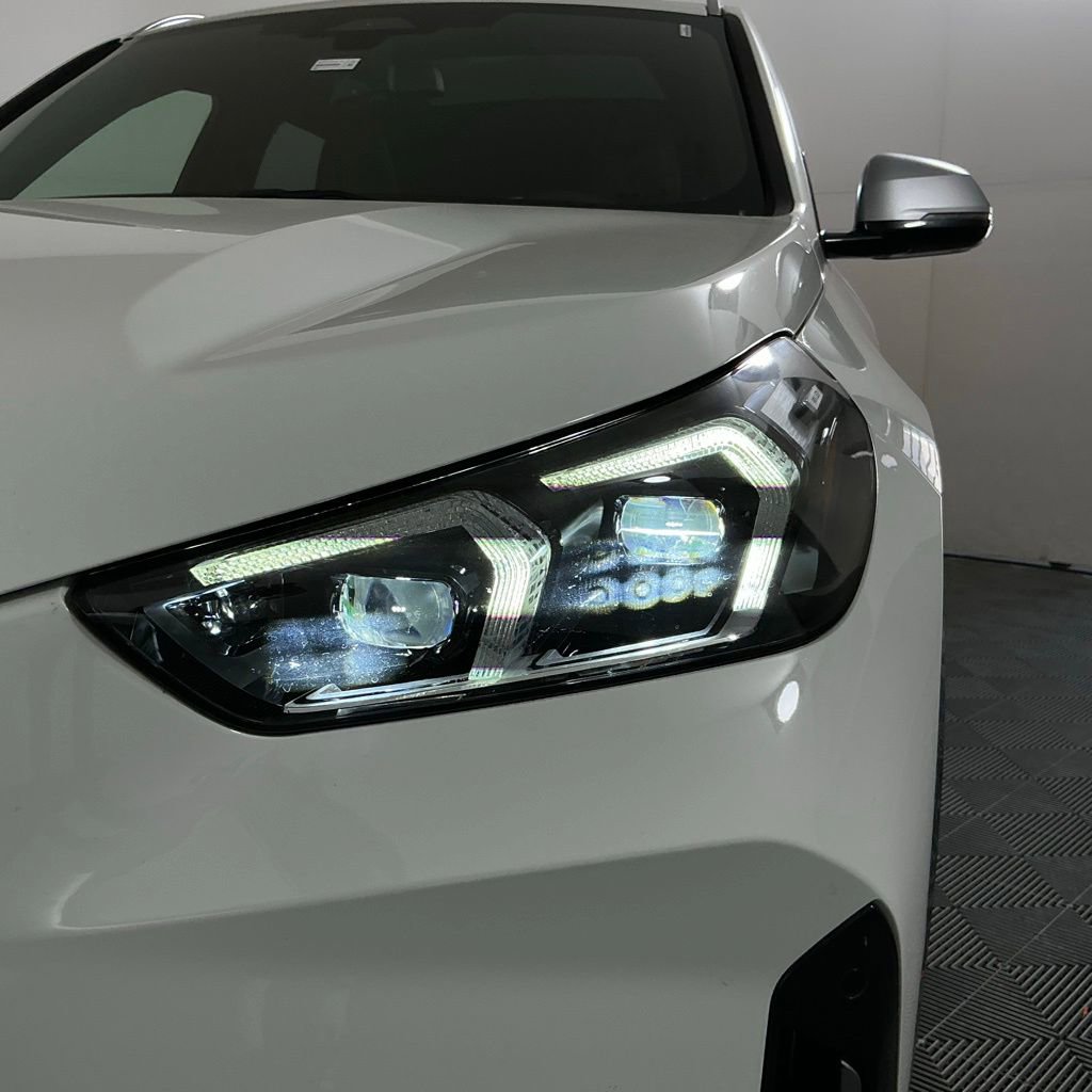 Certified 2023 BMW X1 xDrive28i w/ Convenience Package image 8