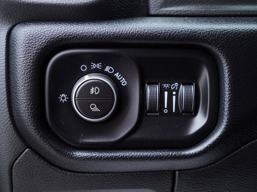 Certified 2021 RAM 1500 Laramie image 13